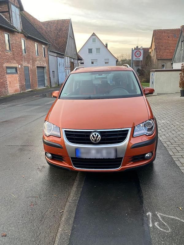 Gebraucht VW Touran Cross 140 PS (102 kW) 2008 Orange Van / Kleinbus