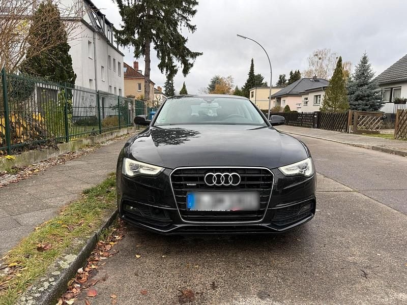 Schwarz Gebraucht 2014 Audi A5 Limousine | 15.000 € (Guter Preis) - Bild 1/4