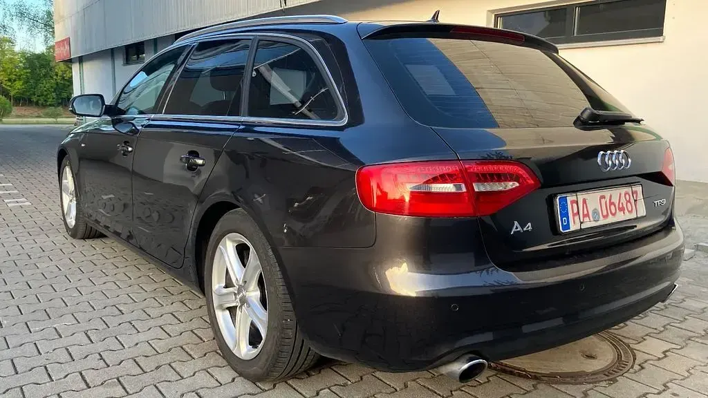 Usata Audi A4 S-Line 170 CV (125 kW) 2012 Grigio Berlina