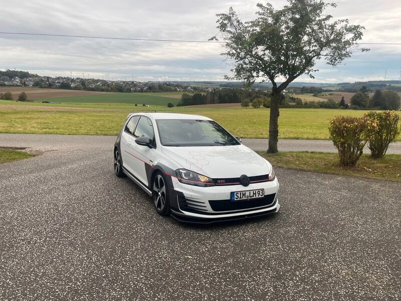 Weiß Gebraucht 2016 VW Golf VII GTI Limousine | 13.200 € (Superpreis) - Bild 1/4