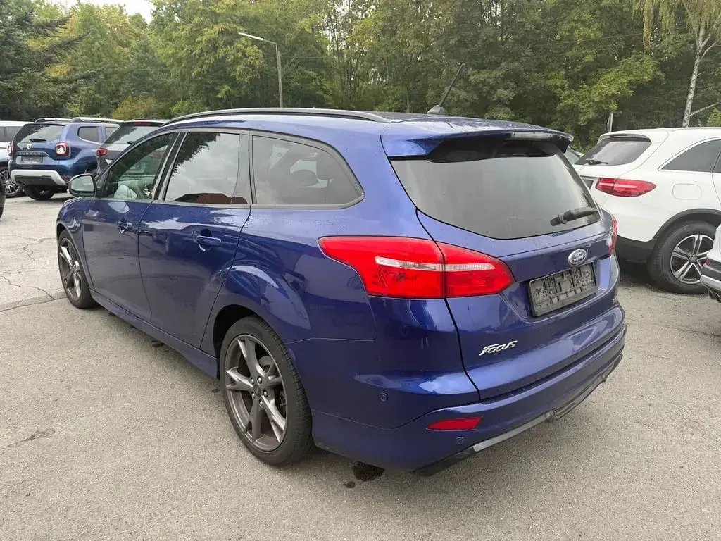 Gebraucht Ford Focus ST-Line 182 PS (133 kW) 2018 Blau Limousine
