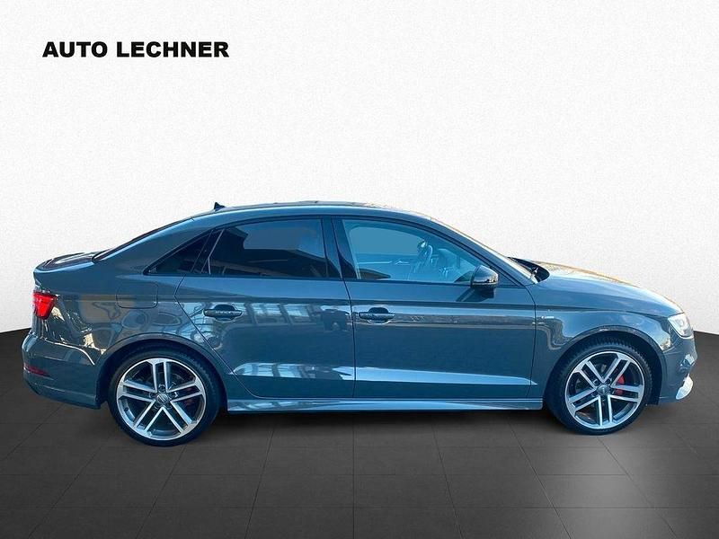 Gebraucht Audi A3 S-Line 150 PS (110 kW) 2018 Grau Limousine