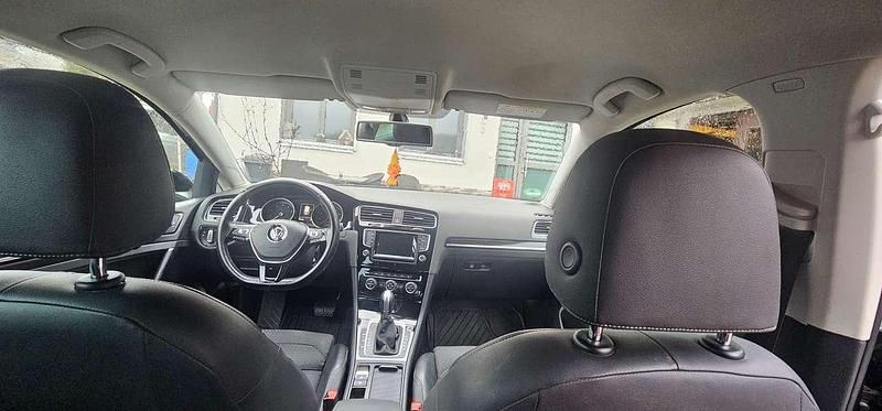 Schwarz Gebraucht 2015 VW Golf VII LOUNGE Limousine | 11.500 € (Fairer Preis) - Bild 1/4