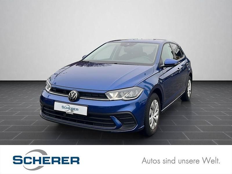 Blau (metallic) Gebraucht 2025 VW Polo IQ Drive Limousine | 19.280 € (Guter Preis) - Bild 1/4
