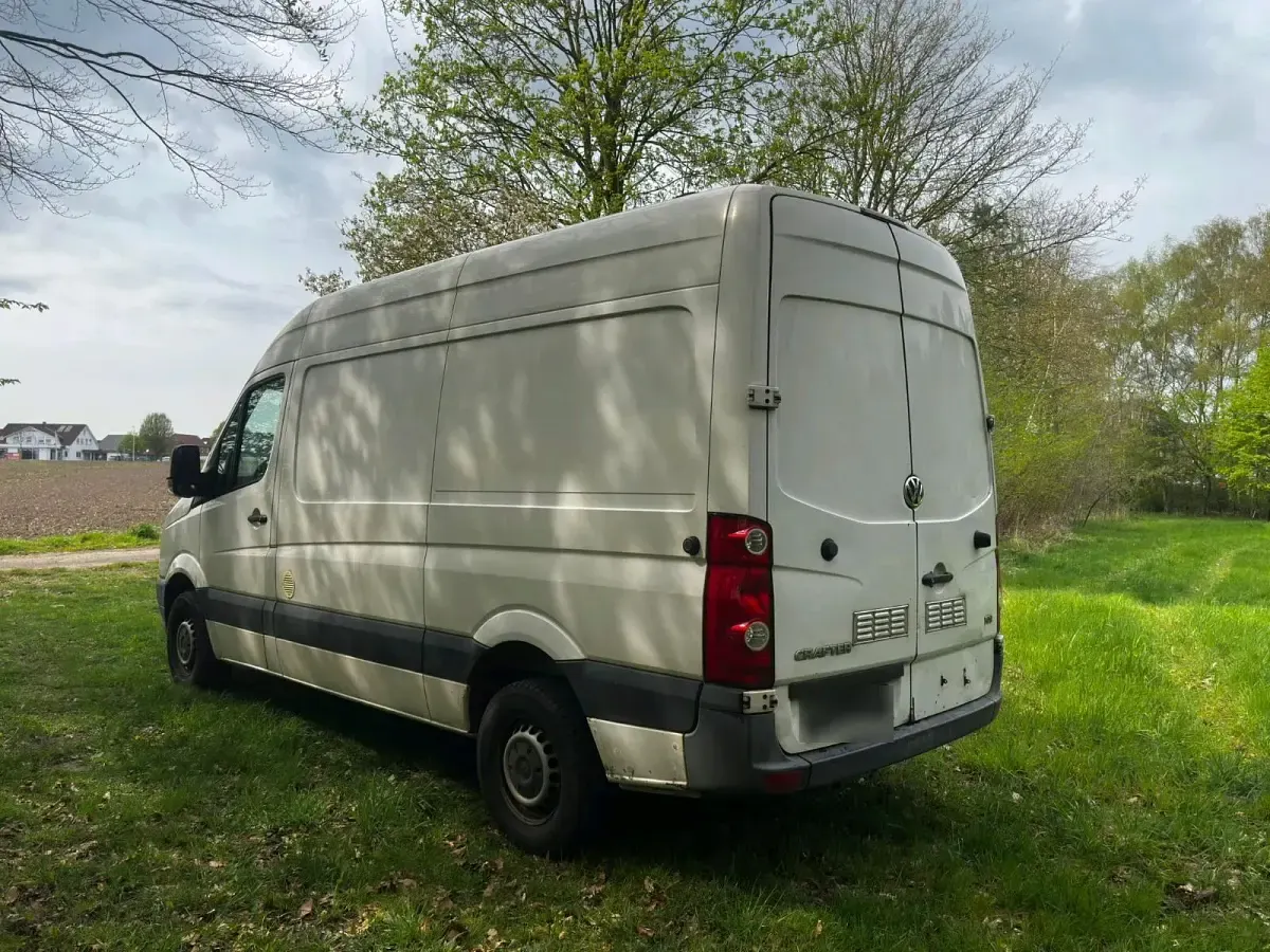 Second-hand VW Crafter 136 CP (100 kW) 2012 Alb Van