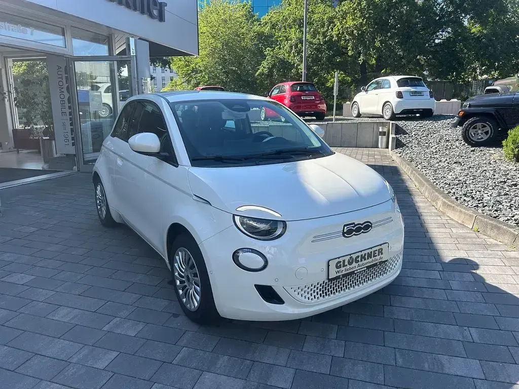 Gebraucht Fiat 500e Basis 86 kW (118 PS) 2023 Weiß Kleinwagen