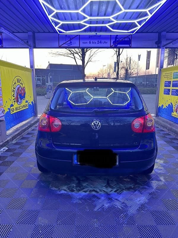 Gebraucht VW Golf V 80 PS (58 kW) 2008 Blau Kleinwagen