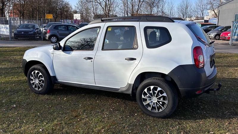 Gebraucht Dacia Duster Ambiance 105 PS (77 kW) 2012 Weiß SUV