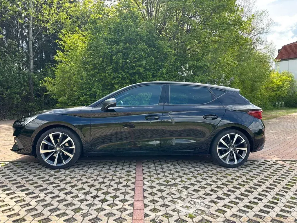 Gebraucht Seat Leon FR 150 PS (110 kW) 2020 Schwarz Limousine