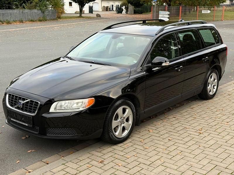 Schwarz Gebraucht 2007 Volvo V70 Kombi | 5.900 € (Teuer) - Bild 1/4