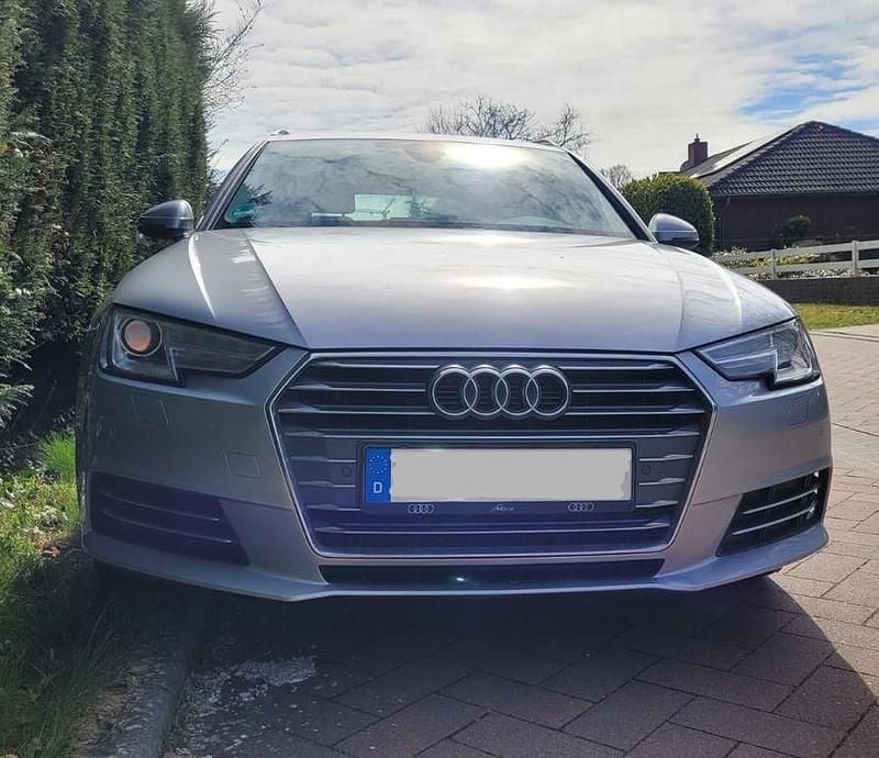 Gebraucht Audi A4 Ambiente 150 PS (110 kW) 2018 Silber Kombi