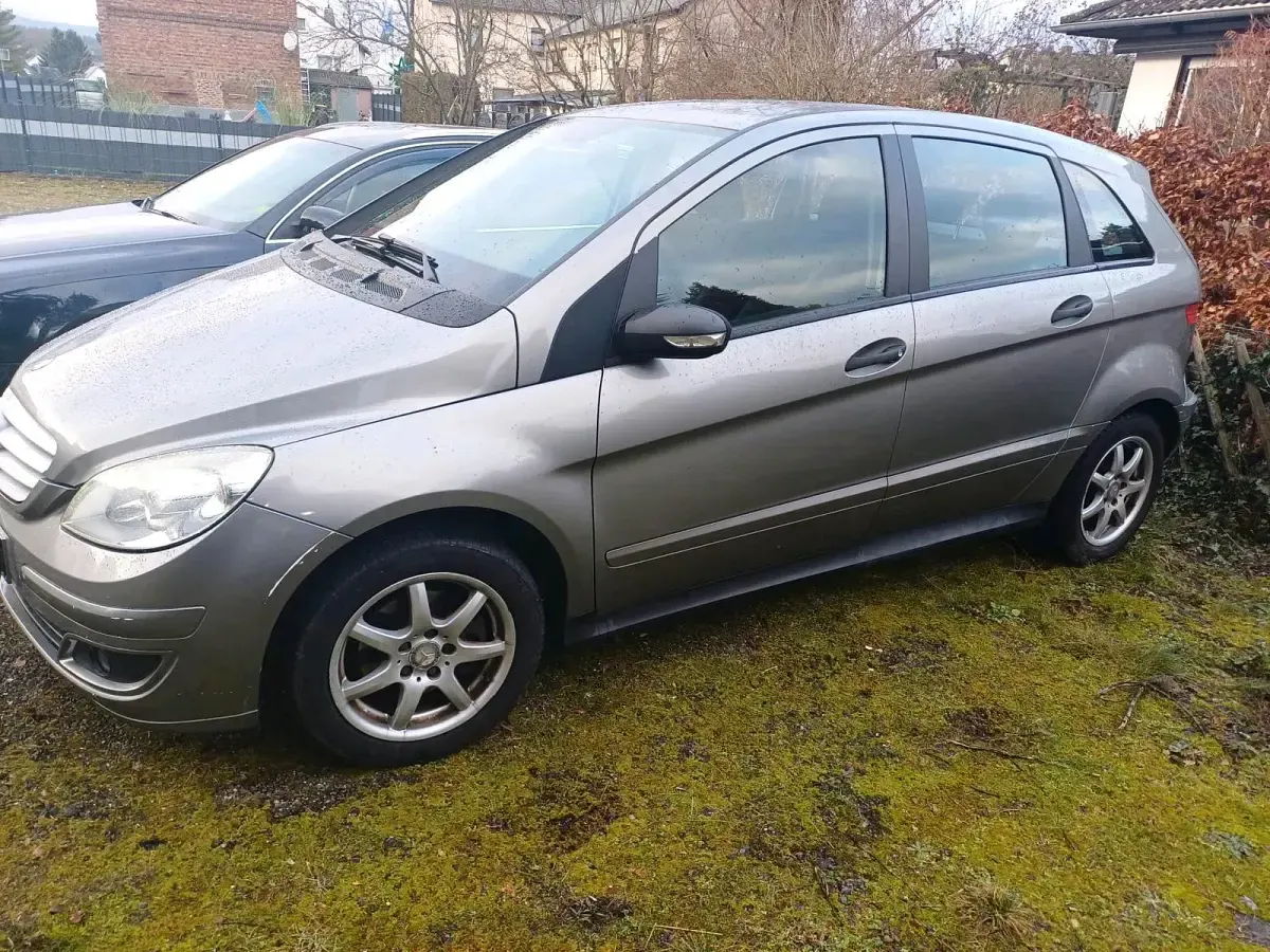 Gebraucht Mercedes B180 2007 Van / Kleinbus