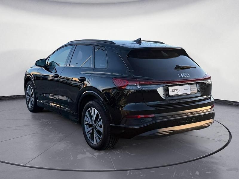 Gebraucht Audi Q4 e-tron Ambiente 150 kW (204 PS) 2021 Schwarz SUV