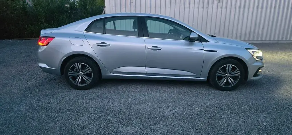 Gebraucht Renault Mégane II Equilibre 140 PS (102 kW) 2023 Silber Limousine