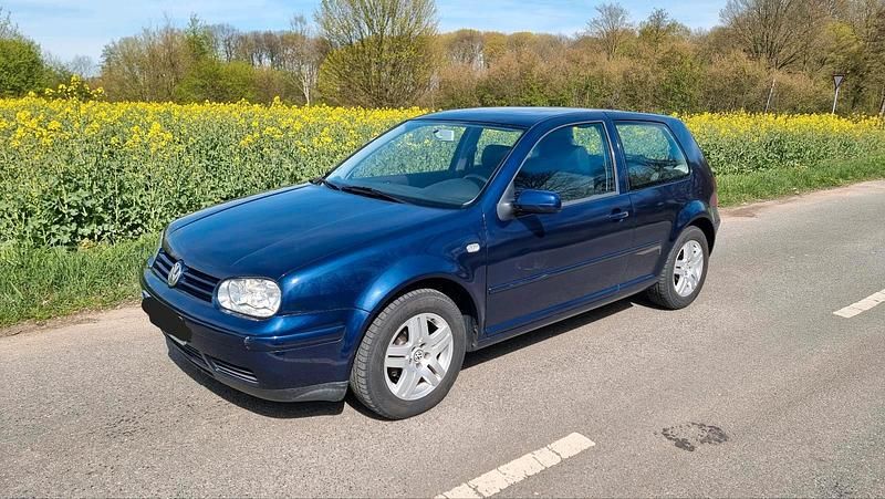 Gebraucht VW Golf IV 105 PS (77 kW) 2002 Kleinwagen