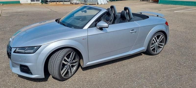Silber Gebraucht 2017 Audi TT Roadster Sport Cabrio | 23.900 € (Guter Preis) - Bild 1/4