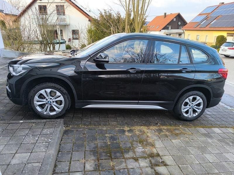 Gebraucht BMW X1 xLine 192 PS (141 kW) 2017 Schwarz SUV