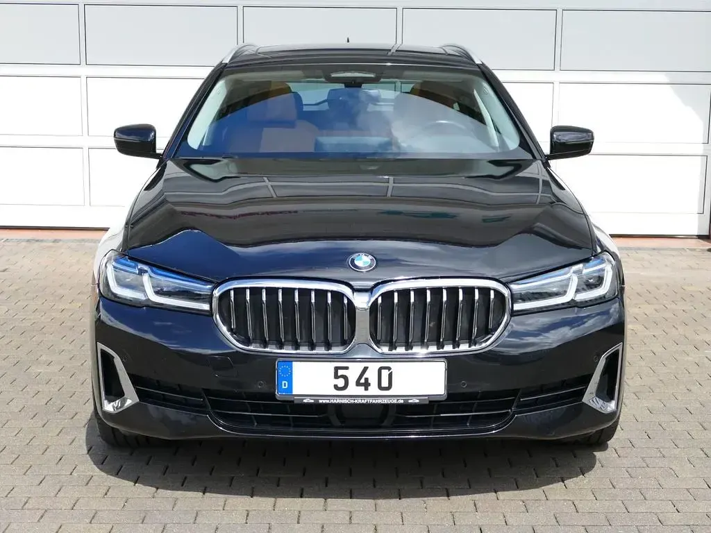 Gebraucht BMW 540 Sport Line 340 PS (250 kW) 2021 Schwarz Kombi