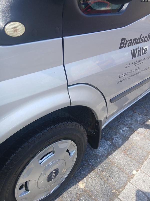 Second-hand Ford Transit 85 CP (62 kW) 2010 Argintiu Monovolum