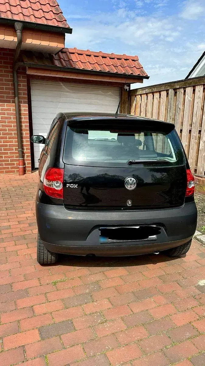 Używany VW Fox Style 54 KM (39 kW) 2010 Czarny Hatchback