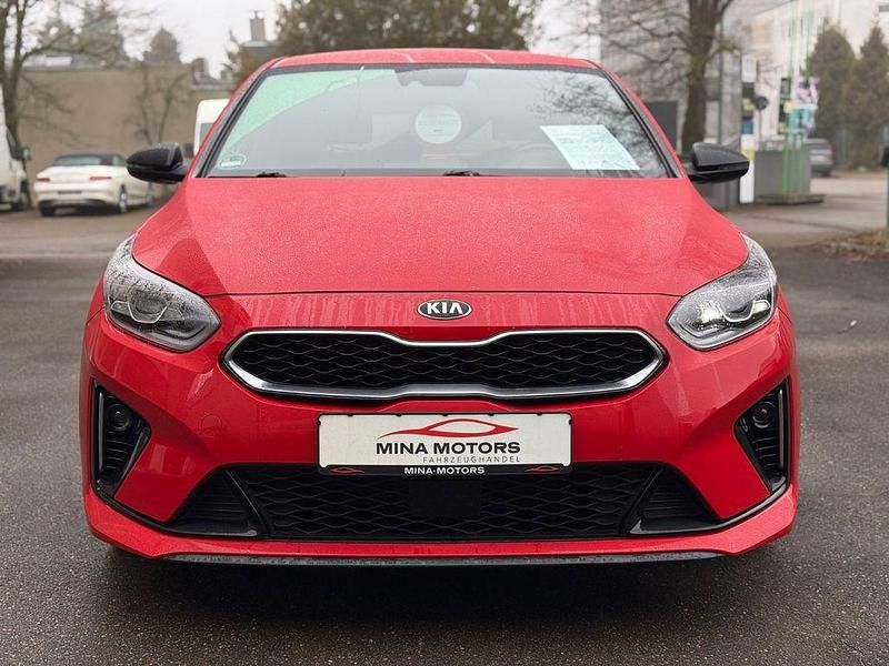 Gebraucht Kia Ceed GT GT-Line 140 PS (102 kW) 2020 Rot Limousine
