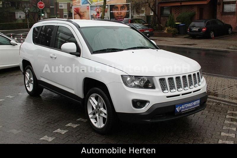 Gebraucht Jeep Compass Limited 170 PS (125 kW) 2013 Weiß SUV