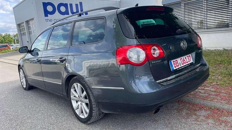 Gebraucht VW Passat 122 PS (89 kW) 2009 Grau Kombi