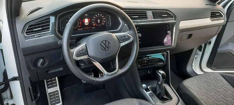 Gebraucht VW Tiguan Move 150 PS (110 kW) 2024 Weiß SUV