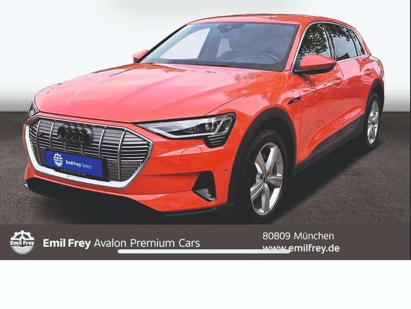 Rot Gebraucht 2019 Audi e-tron S-Line SUV | 29.000 € (Superpreis) - Bild 1/4