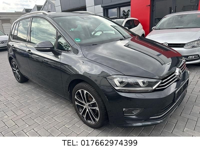 Grau Gebraucht 2016 VW Golf VII Comfortline Limousine | 12.999 € (Guter Preis) - Bild 1/4