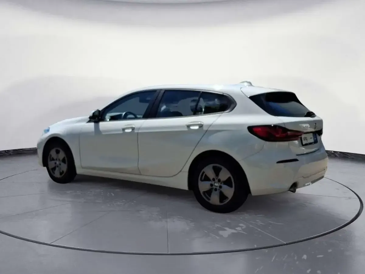 Gebraucht BMW 118 Advantage 140 PS (102 kW) 2020 Weiß Kleinwagen