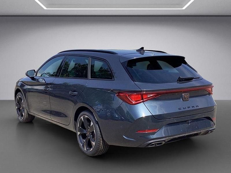 Usata Cupra Leon Basis 150 CV (110 kW) 2024 Grigio Station wagon