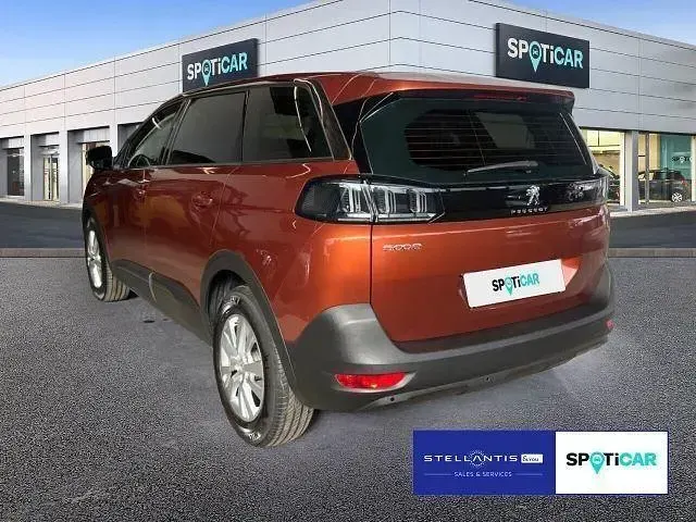 Gebraucht Peugeot 5008 Active 131 PS (96 kW) 2021 Schwarz SUV