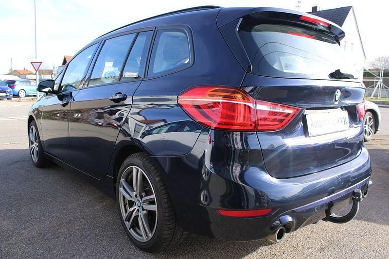 Gebraucht BMW 220 Gran Tourer M Sport 192 PS (141 kW) 2019 Blau Van / Kleinbus
