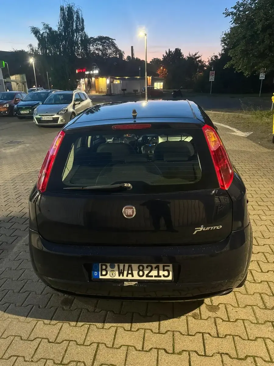 Gebraucht Fiat Punto 65 PS (47 kW) 2009 Blau Kleinwagen