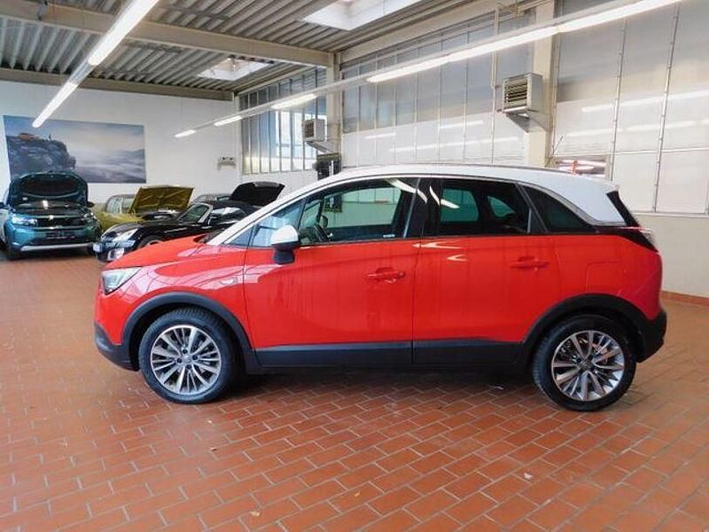 Gebraucht Opel Crossland X Innovation 131 PS (96 kW) 2017 Rot SUV