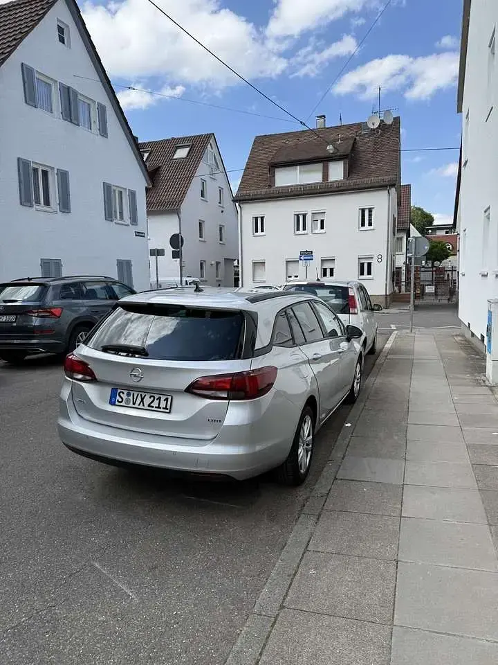 Gebraucht Opel Astra Edition 136 PS (100 kW) 2017 Silber Kombi