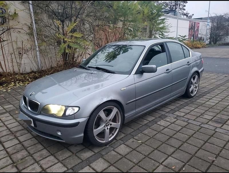 Gebraucht BMW 325 192 PS (141 kW) 2004 Limousine