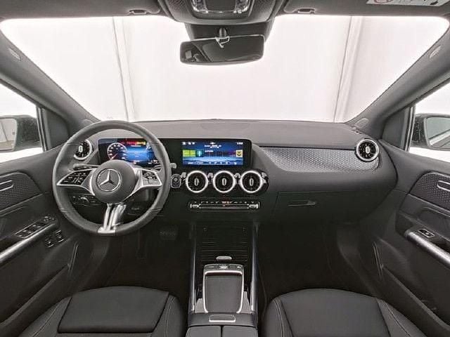 Gebraucht Mercedes B250e Progressive 218 PS (160 kW) 2025 Schwarz Van / Kleinbus