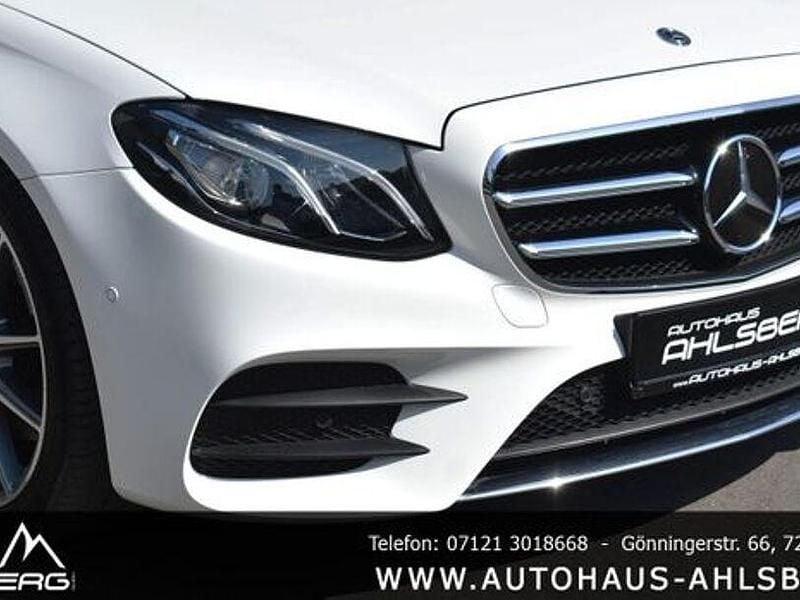 Gebraucht Mercedes E220 AMG 194 PS (142 kW) 2020 Polarweiss  unilack Limousine