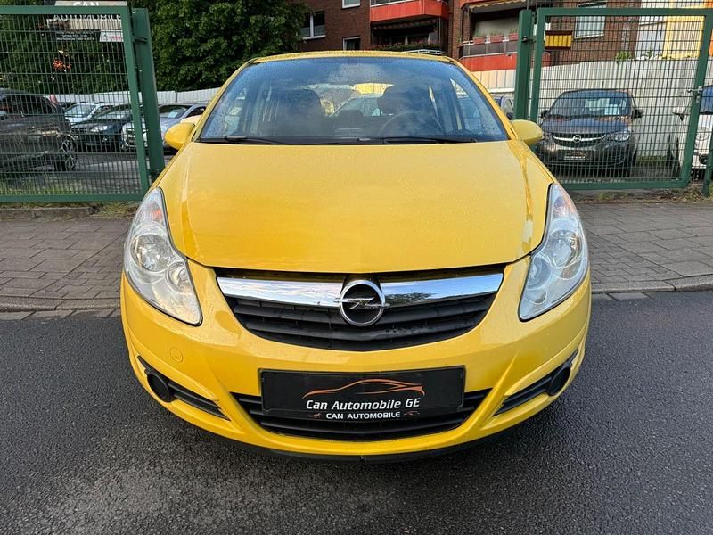 Używany Opel Corsa Edition 80 KM (58 kW) 2008 Żółty Hatchback