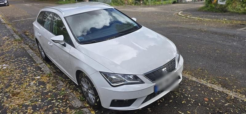 Weiß Gebraucht 2019 Seat Leon ST Ecomotive Kombi | 7.000 € (Superpreis) - Bild 1/4