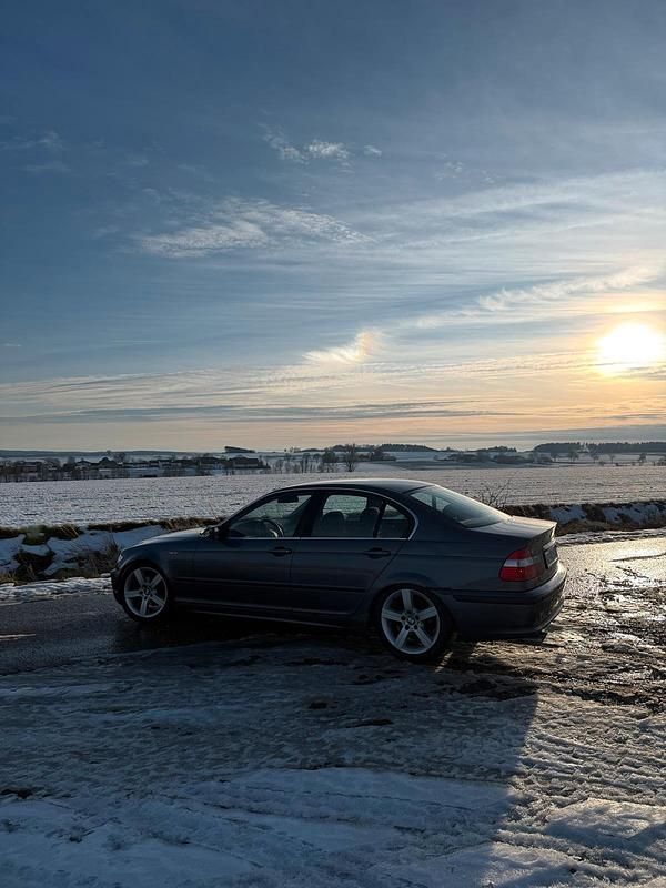 Gebraucht BMW 320 170 PS (125 kW) 2002 Grau Limousine