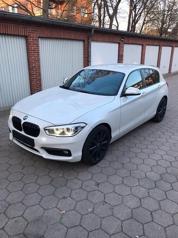 Gebraucht BMW 120 177 PS (130 kW) 2015 Weiß Kleinwagen