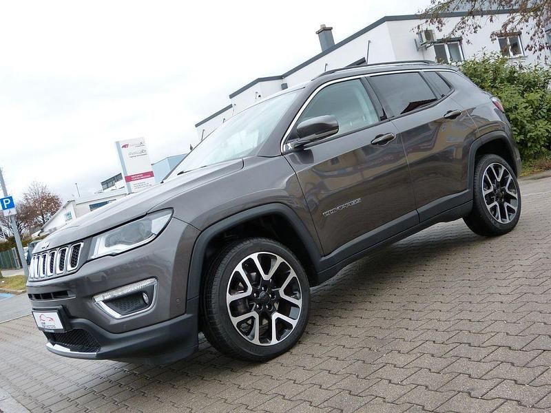 Gebraucht Jeep Compass Limited 170 PS (125 kW) 2019 Grau SUV