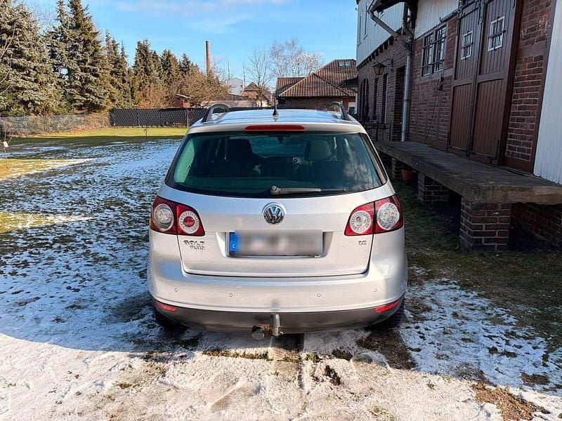 Gebraucht VW Golf V 102 PS (75 kW) 2008 Silber Kleinwagen