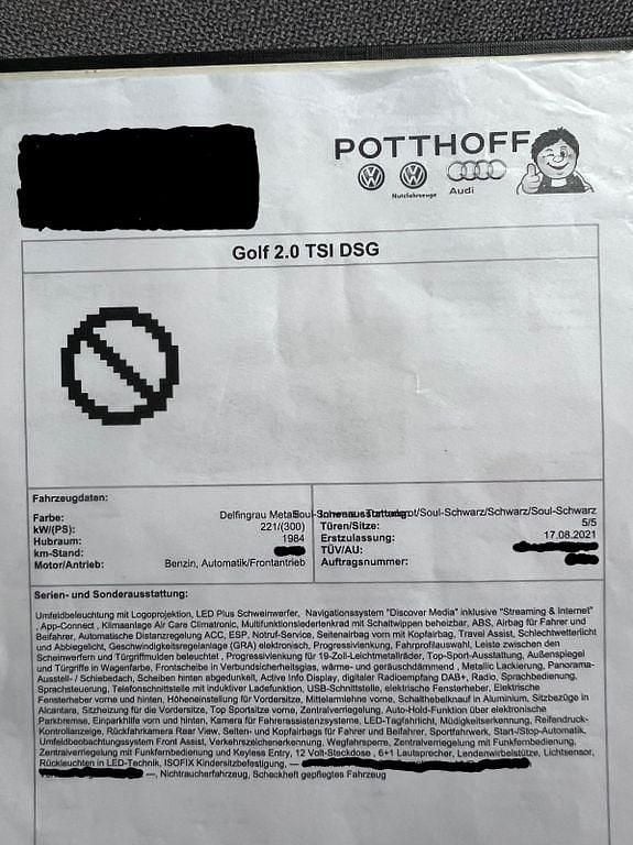 Grau Gebraucht 2021 VW Golf VIII GTI Clubsport Limousine | 29.900 € (Fairer Preis) - Bild 1/4