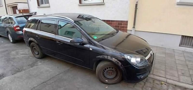 Gebraucht Opel Astra Edition 125 PS (91 kW) 2005 Schwarz Limousine
