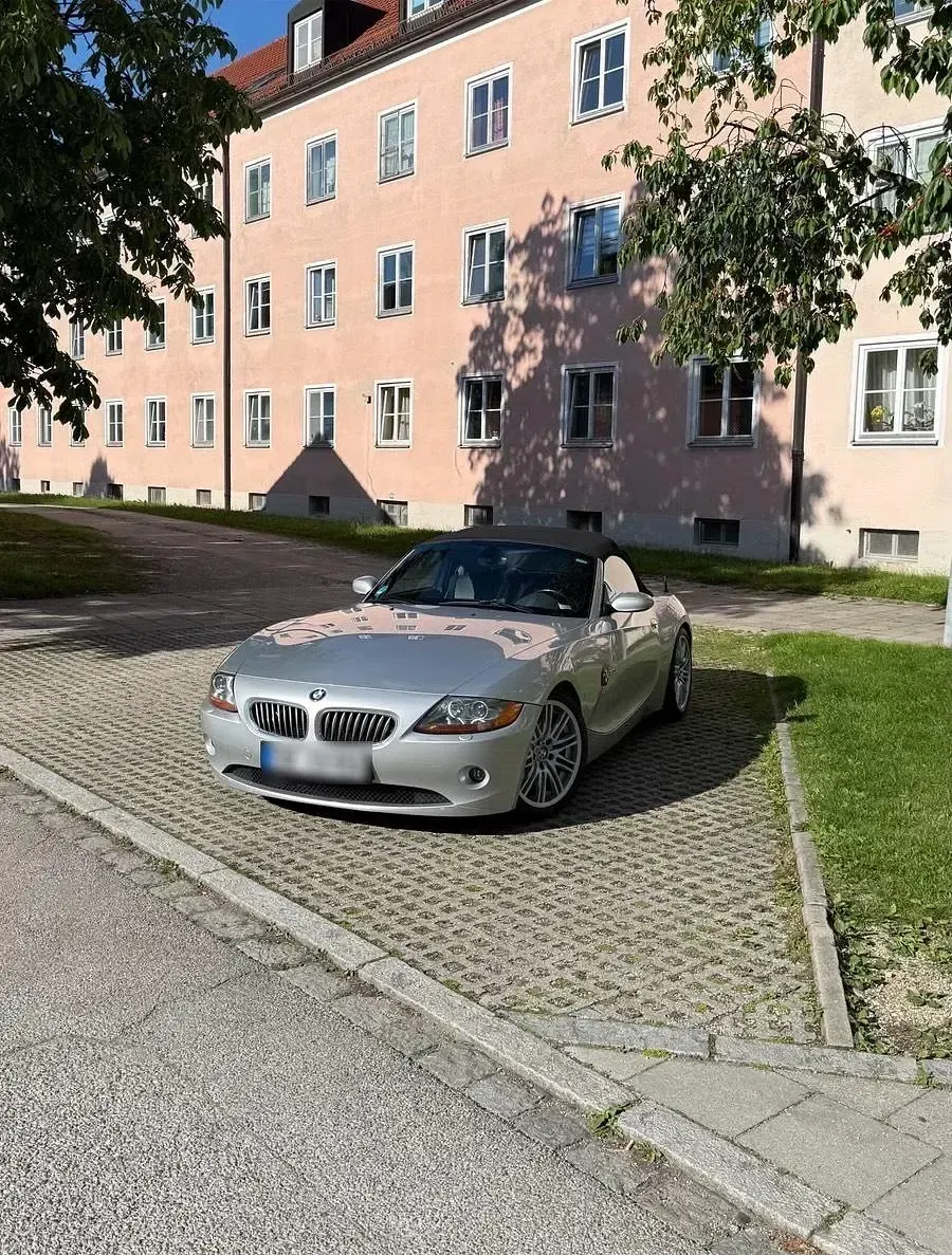 Gebraucht BMW Z4 231 PS (169 kW) 2003 Silber Cabrio