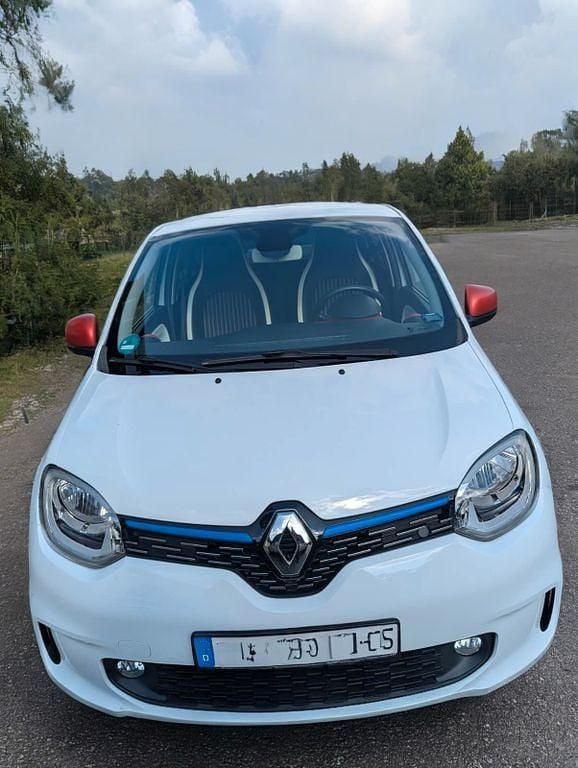 Weiß Gebraucht 2019 Renault Twingo Le Coq Sportif Kleinwagen | 9.600 € (Guter Preis) - Bild 1/4